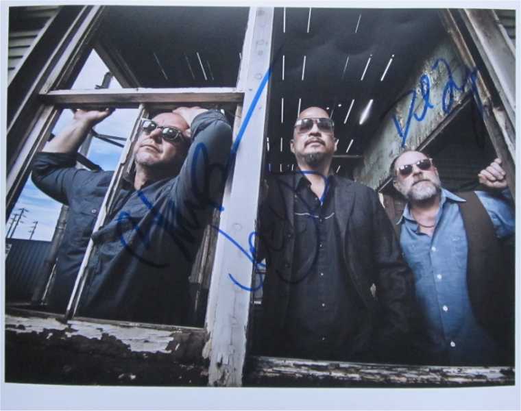 Pixies - Signed Photo 10" x 8" - Used autograph