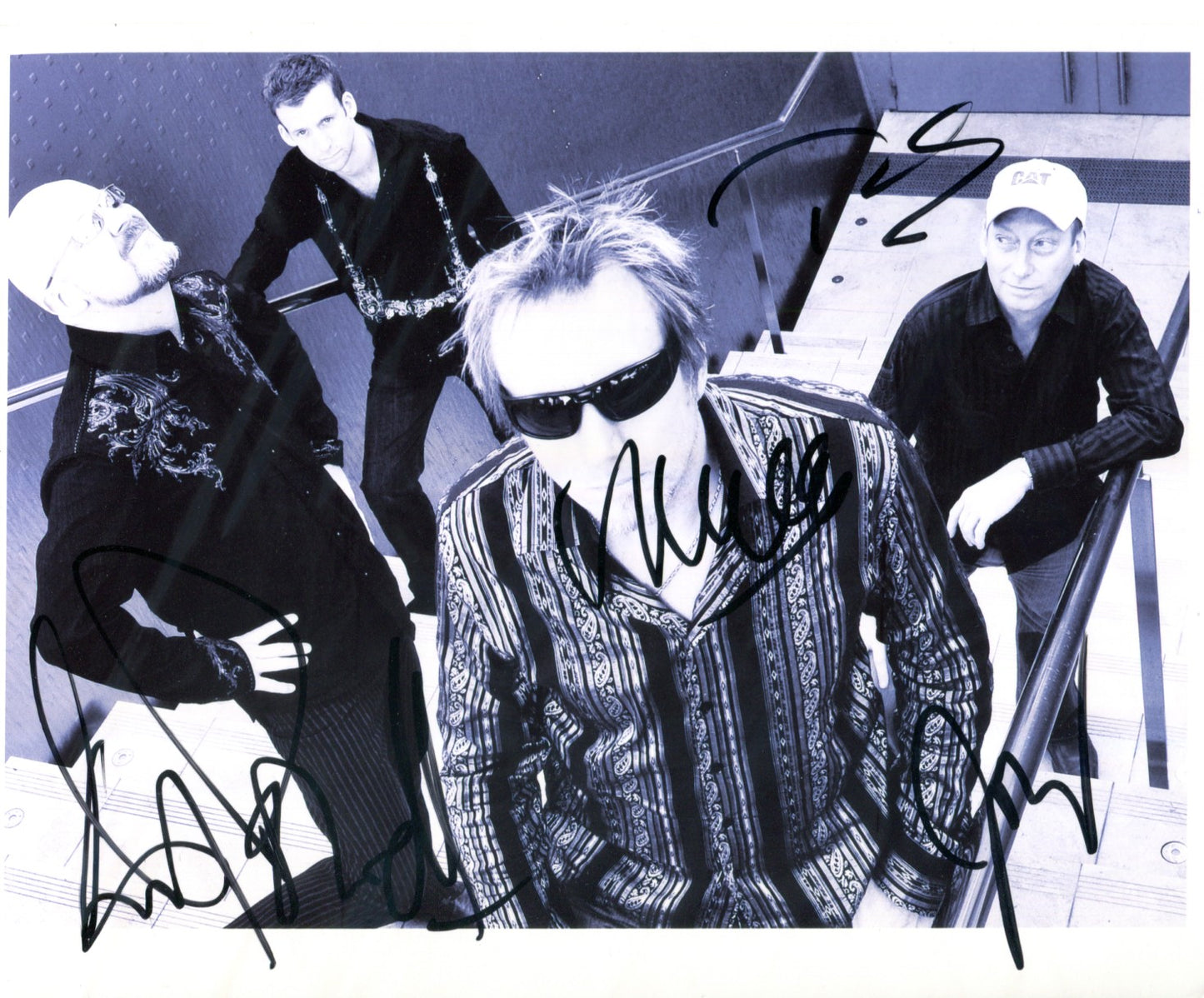 Wishbone Ash - Signed Photo 10" x 8" - Used autograph