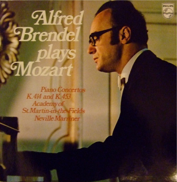 Wolfgang Amadeus Moz - Plays Mozart - Piano Concertos K. 414 And K.