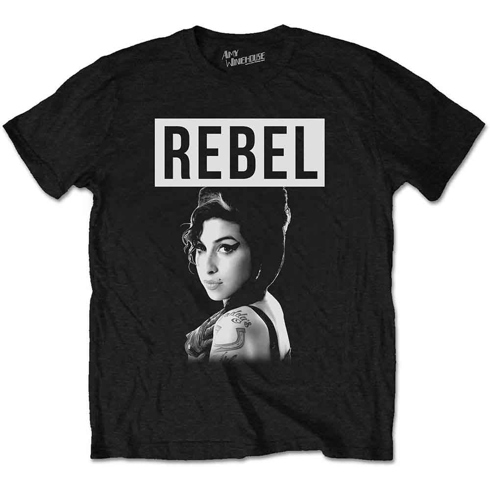 Amy Winehouse - tshirt - Unisex - Short Sleeves - Medium