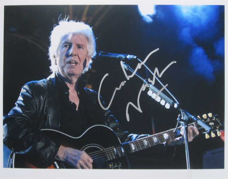 Graham Nash - Signed Photo 10" x 8" - Used autograph
